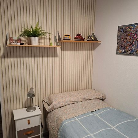 Habitacion Particular Con Bano Privado Sevilla Exterior foto